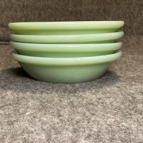 JADEITE Fire King Anchor Hocking 4 1/2" BERRY BOWL Excellent‎ Lot Of 4 - Picture 8 of 13